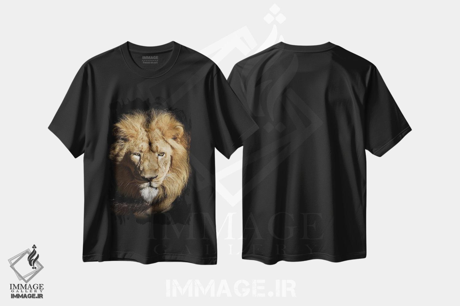 تیشرت طرح دار پرتره شیر به صورت جدا روی پس زمینه سیاه، مدیوم اثر آدریان ویریو | immage.ir