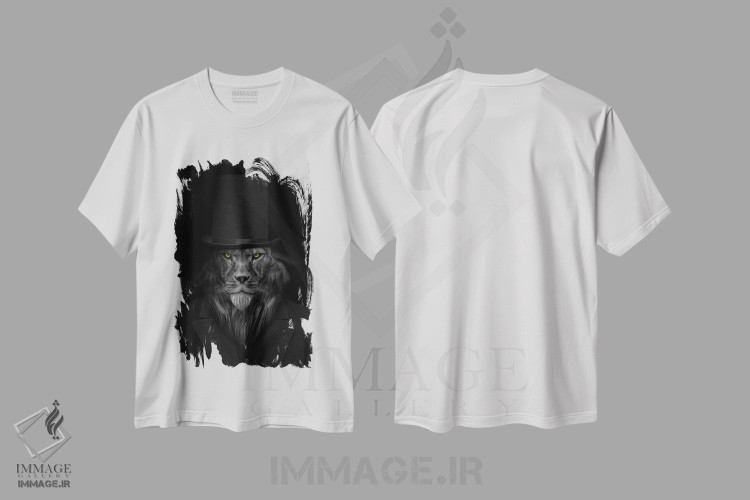تیشرت طرح دار مرد به شکل شیر با نگاه آتشین و سیگار، عکاسی سیاه و سفید اثر آدریان ویریو | فروشگاه ایماژ