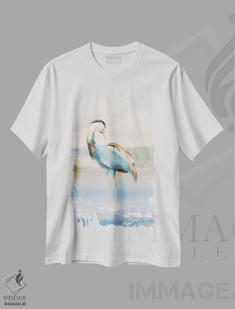 تیشرت طرح دار حواصیل در ساحل I، تزئینی اثر ایمی ویلسون | فروشگاه ایماژ