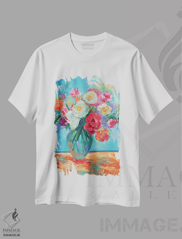 تیشرت طرح دار گلبرگ ها و پایداری، دکور معاصر اثر الکسی فاین | immage.ir