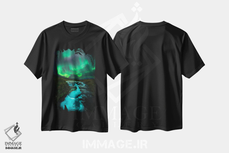 تیشرت طرح دار شفق قطبی بر فراز بروآرفوس ایسلند، مدیوم اثر الکساندر اسلاوتسکی | فروشگاه ایماژ