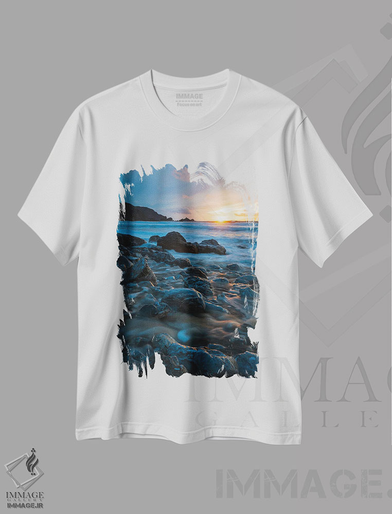 تیشرت طرح دار غروب خیره کننده ساحلی در سواحل کالیفرنیا، مدیوم اثر الکساندر اسلاوتسکی | فروشگاه ایماژ