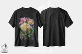 تیشرت طرح دار رزها و داوودی ها، هنر فاخر معاصر اثر الکس کلی | فروشگاه ایماژ