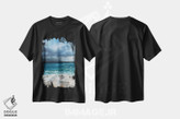 تیشرت طرح دار باران استوایی، دکور ساحلی اثر آلسیا یرمیوا | فروشگاه ایماژ