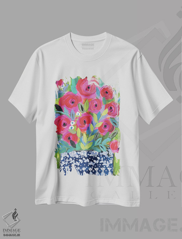 تیشرت طرح دار قطرات باران روی گل های رز، تزئینی اثر برندا بوش | فروشگاه ایماژ