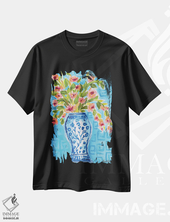 تیشرت طرح دار گلدان بلند، شینوازری اثر برندا بوش | immage.ir