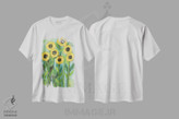 تیشرت طرح دار عشق آفتابگردان، دکور معاصر اثر برندا بوش | فروشگاه ایماژ