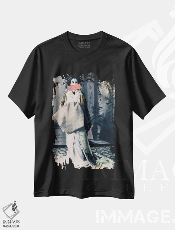 تیشرت طرح دار پرترهٔ گیشا تغییر یافته، دکور آسیایی اثر بونا فیدسا | فروشگاه ایماژ