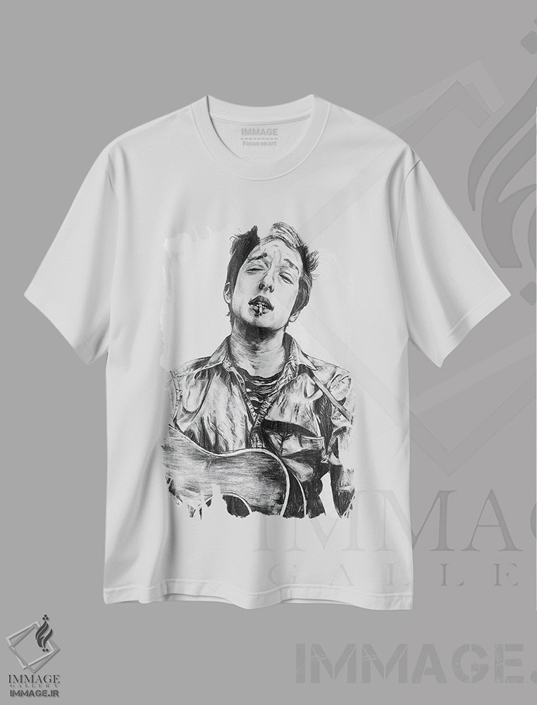 تیشرت طرح دار دیلن آکوستیک، مدیوم اثر بلیک مانچ | فروشگاه ایماژ