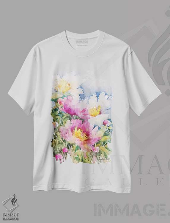 تیشرت طرح دار اجرای گل صدتومانی، مدیوم اثر آنلاین بوکنکمپ | immage.ir