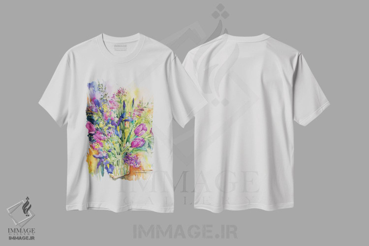 تیشرت طرح دار زنبق آبی و همچنین لاله ها، مدیوم اثر آنلاین بوکنکمپ | immage.ir