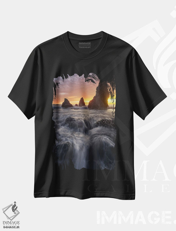 تیشرت طرح دار نور کارنلیان، مدیوم اثر استیو برکلی | immage.ir