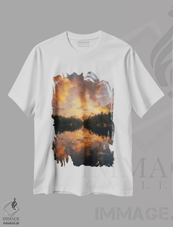 تیشرت طرح دار غروب دریاچه ی نعل اسبی، مدیوم اثر جان بیلوس | immage.ir