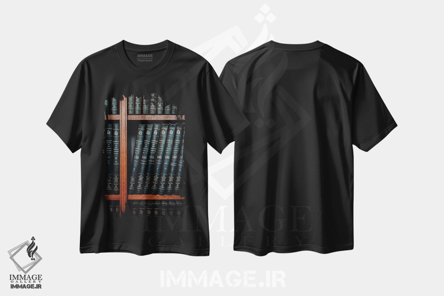 تیشرت طرح دار روی قفسه، دکوراسیون جایگزین اثر جان بیلوس | immage.ir