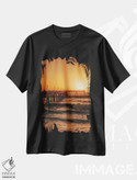 تیشرت طرح دار غروب اسکله پاسیفیکا، دکور ساحلی اثر جان بیلوس | immage.ir