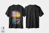 تیشرت طرح دار غروب پوینت جودیت، دکور ساحلی اثر جان بیلوس | immage.ir