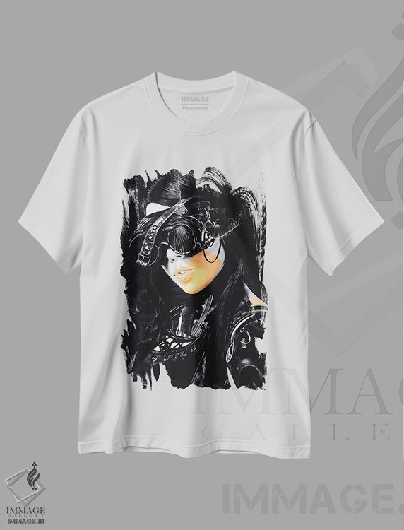 تیشرت طرح دار دختر استیم پانک II، دکوراسیون جایگزین اثر جی.بلو استودیو | immage.ir