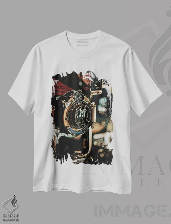 تیشرت طرح دار زوم، هنر فاخر معاصر اثر جی.بلو استودیو | immage.ir