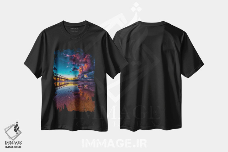 تیشرت طرح دار بازتاب اسکله، مدیوم اثر بن مولدر | فروشگاه ایماژ