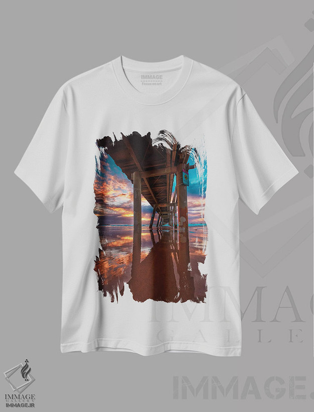 تیشرت طرح دار زیر پل، مدیوم اثر بن مولدر | فروشگاه ایماژ