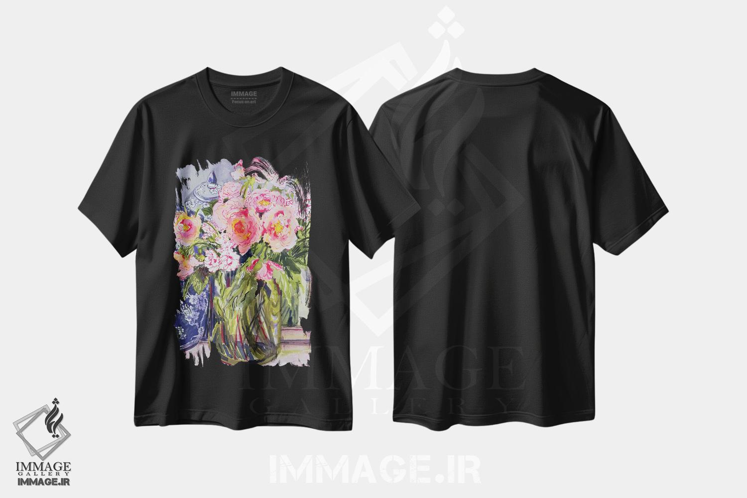 تیشرت طرح دار طبیعت بی جان با دو کوزهٔ زنجبیل آبی، هنر فاخر کلاسیک اثر ژوان توسی | immage.ir