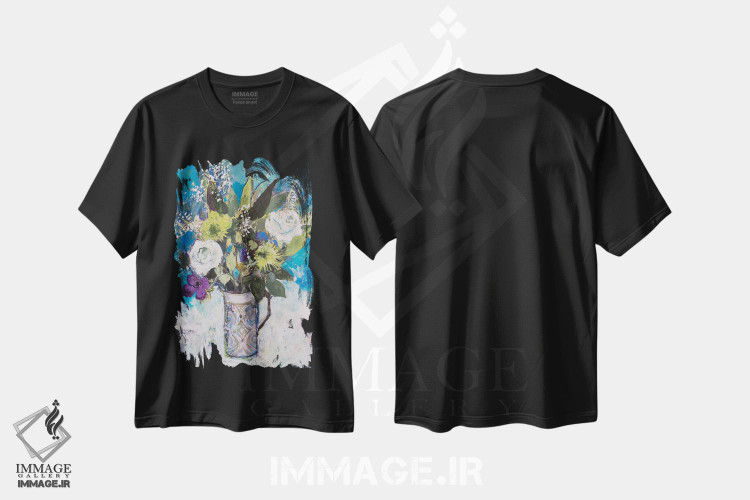 تیشرت طرح دار کوزه با گل های رز سفید و سایر گل ها، دکور معاصر اثر آن اورام | immage.ir