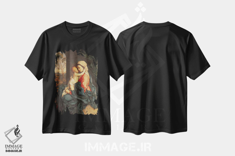 تیشرت طرح دار مریم مقدس و کودک در آغوش هم، هنر فاخر کلاسیک اثر ایل ساسوفِراتو | immage.ir