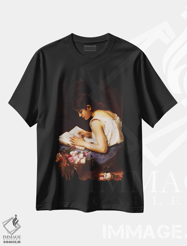 تیشرت طرح دار دختری در حال مطالعه، دکوراسیون جایگزین اثر آلکسی آلکسیویچ خارلاموف | immage.ir