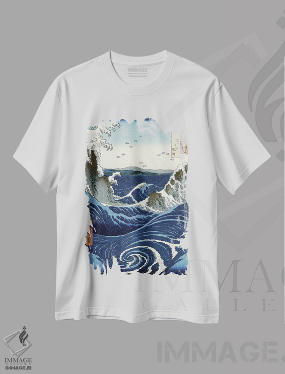 تیشرت طرح دار نمای گرداب های نارو تو در آوا، هنر فاخر کلاسیک اثر کاتسوشیکا هوکوسای | immage.ir
