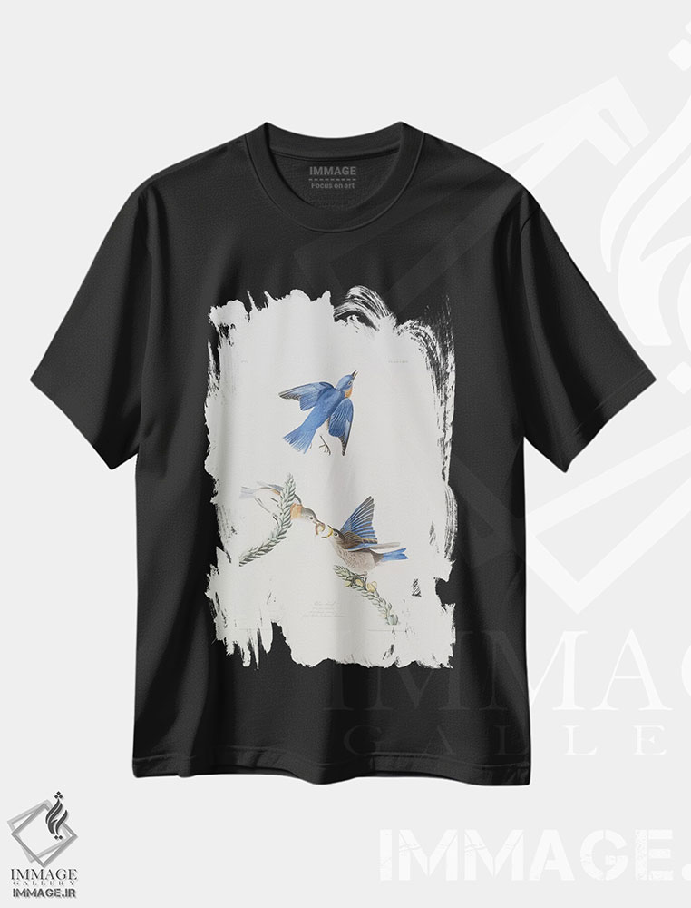تیشرت طرح دار پرنده آبی و گل ماهور بزرگ، هنر فاخر کلاسیک اثر جان جیمز آدوبون | immage.ir