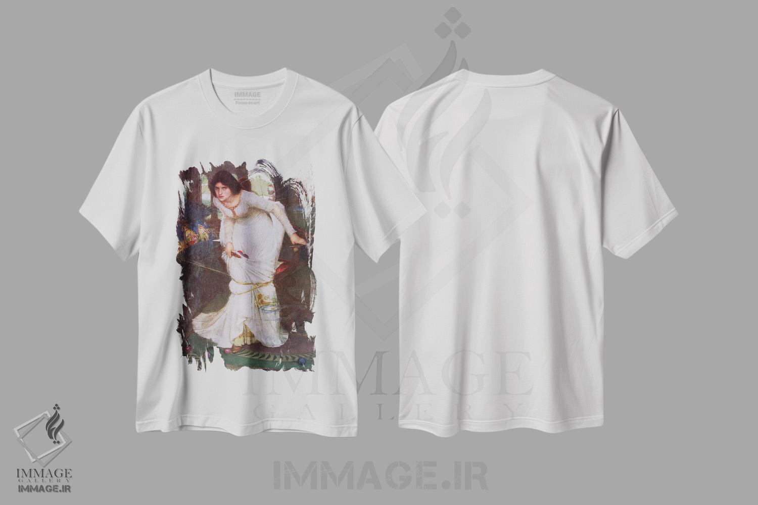 تیشرت طرح دار بانو شالوت در حال نگاه به لنسلوت، هنر فاخر کلاسیک اثر جان ویلیام واترهاوس | فروشگاه ایماژ