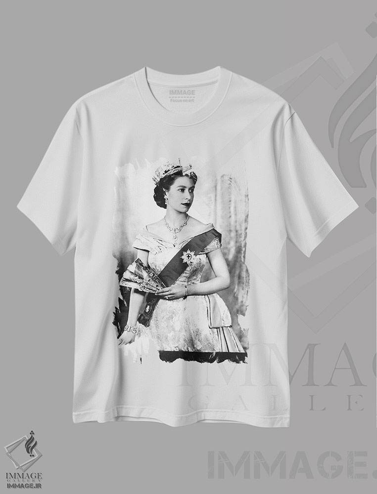 تیشرت طرح دار 1952,ملکه الیزابت دوم انگلستان، ۱۹۵۲، عکاسی سیاه و سفید اثر دوروتی وایلدینگ | immage.ir