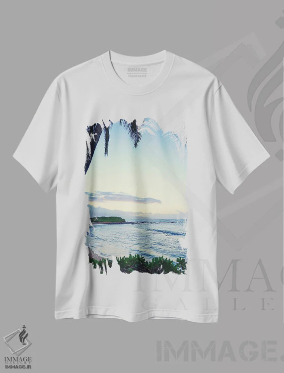 تیشرت سفید طرح دار زیر نخل، دکور ساحلی اثر بروس ناوراکه | immage.ir