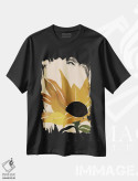 تیشرت مشکی طرح دار گل آفتابگردان، هنر دیجیتال اثر بریا نیکول | فروشگاه ایماژ