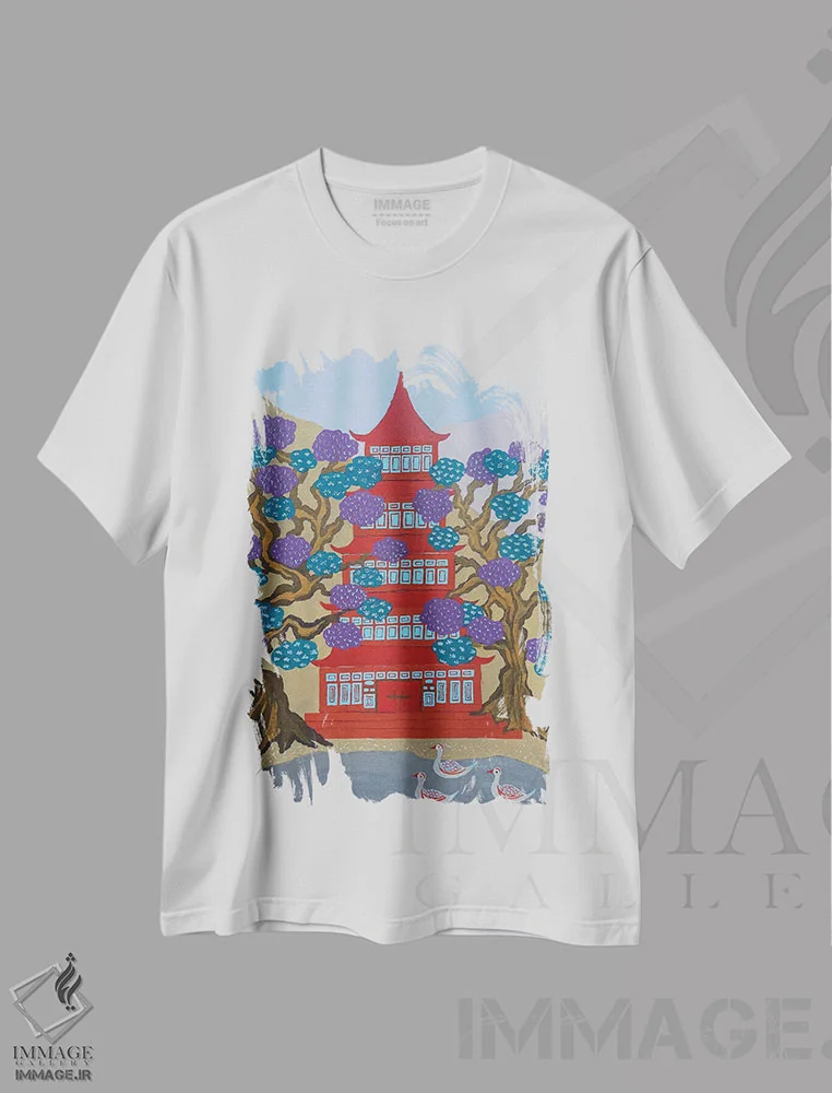 تیشرت سفید طرح دار پاگودای قرمز کنار دریاچه، دکور آسیایی اثر بریت بردال نیلسن | immage.ir