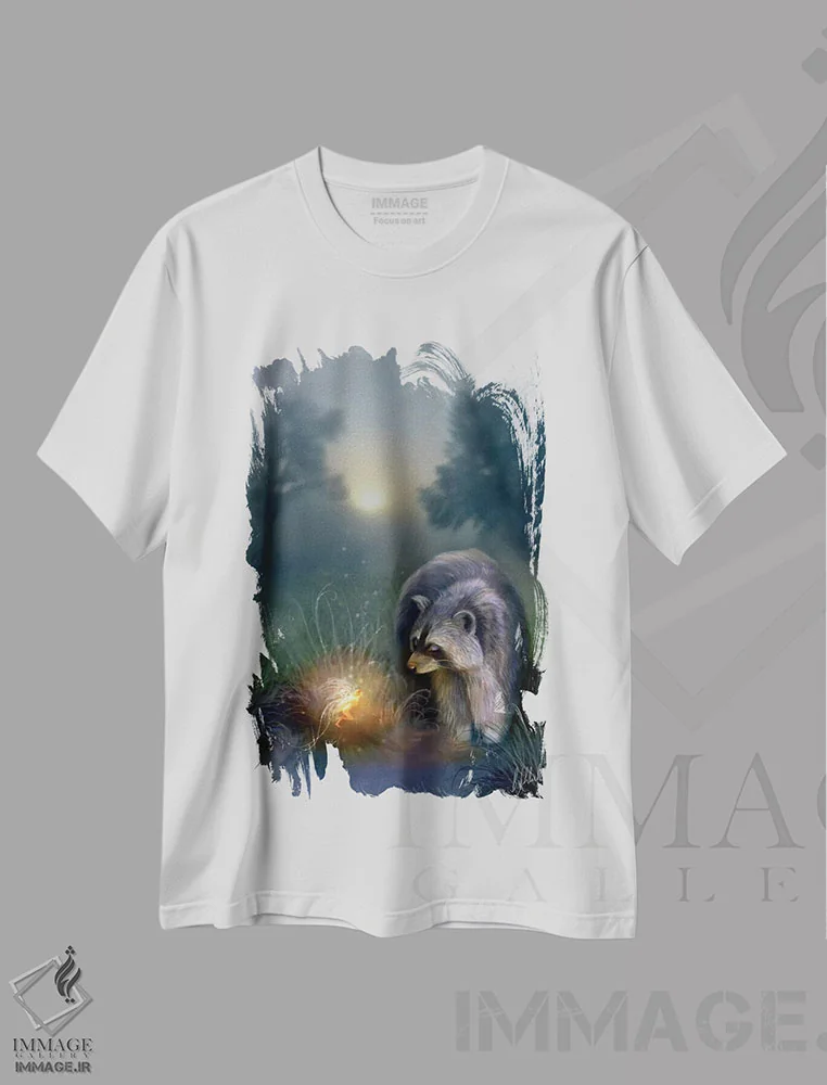 تیشرت سفید طرح دار در کنار پریان اثر بنت شلیک | immage.ir
