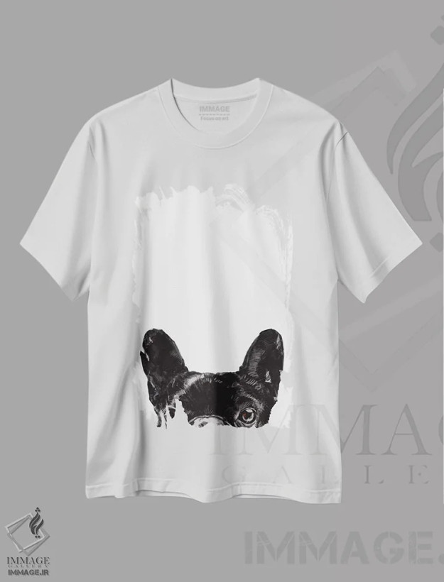 تیشرت سفید طرح دار بولداگی که سرک می کشد، هنر دیجیتال اثر بگ نوز ورک | فروشگاه ایماژ
