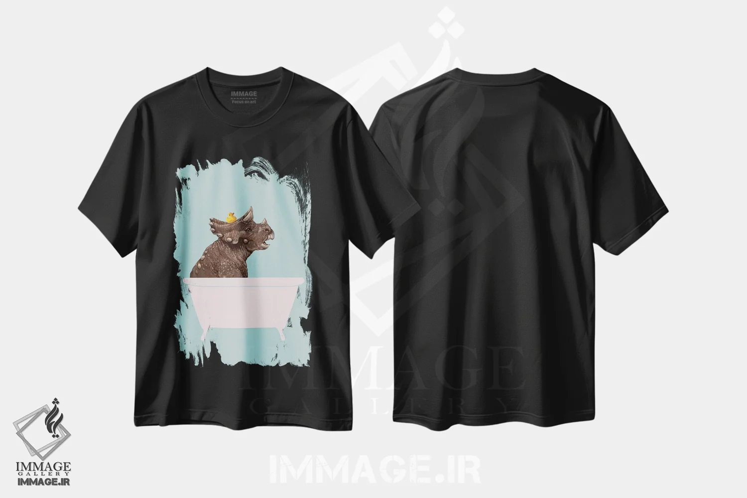 تیشرت مشکی طرح دار تریسراتوپس در وان حمام، هنر دیجیتال اثر بگ نوز ورک | immage.ir