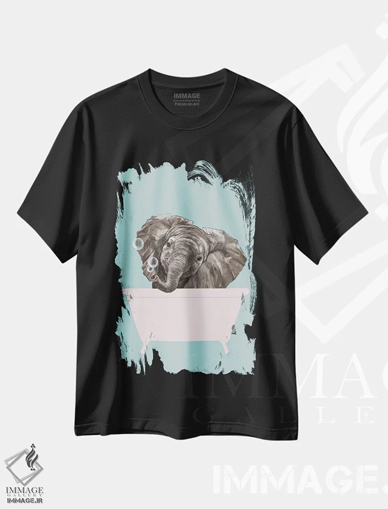 تیشرت مشکی طرح دار بچه فیل در وان حمام، هنر دیجیتال اثر بگ نوز ورک | immage.ir