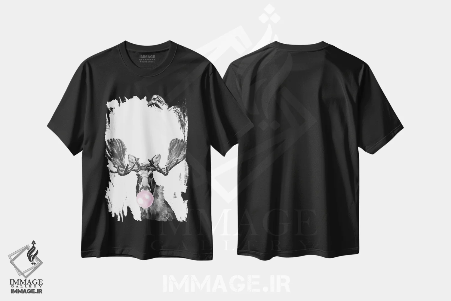 تیشرت مشکی طرح دار گوزن شمالی با آدامس بادکنکی، هنر دیجیتال اثر بگ نوز ورک | immage.ir