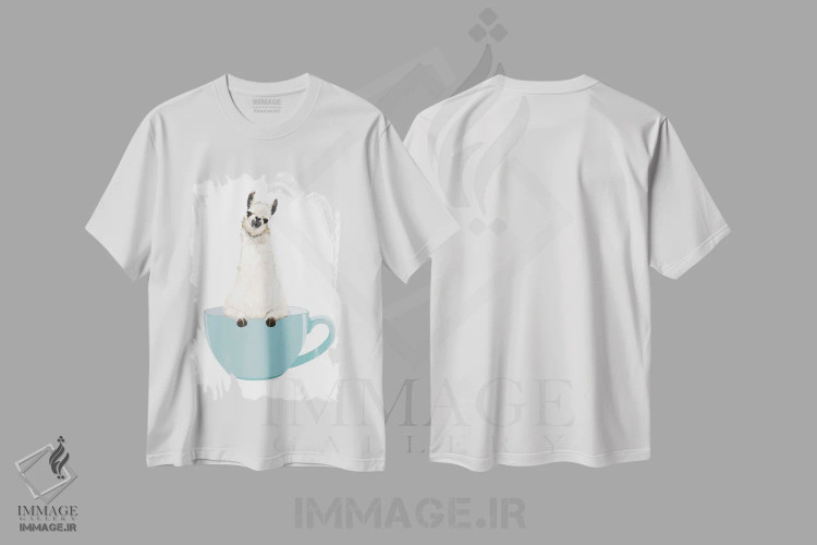 تیشرت سفید طرح دار لامای بامزه در لیوان، هنر دیجیتال اثر بگ نوز ورک | فروشگاه ایماژ
