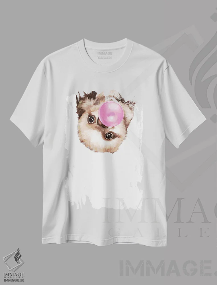 تیشرت سفید طرح دار بچه تنبل در حال فوت کردن آدامس بادکنکی، تزئینی اثر بگ نوز ورک | فروشگاه ایماژ