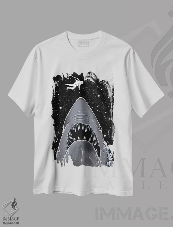 تیشرت سفید طرح دار فضانورد با فک ها روبرو می شود، تزئینی اثر بگ نوز ورک | immage.ir