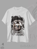 تیشرت سفید طرح دار سلفی تنبل فضانورد، تزئینی اثر بگ نوز ورک | immage.ir