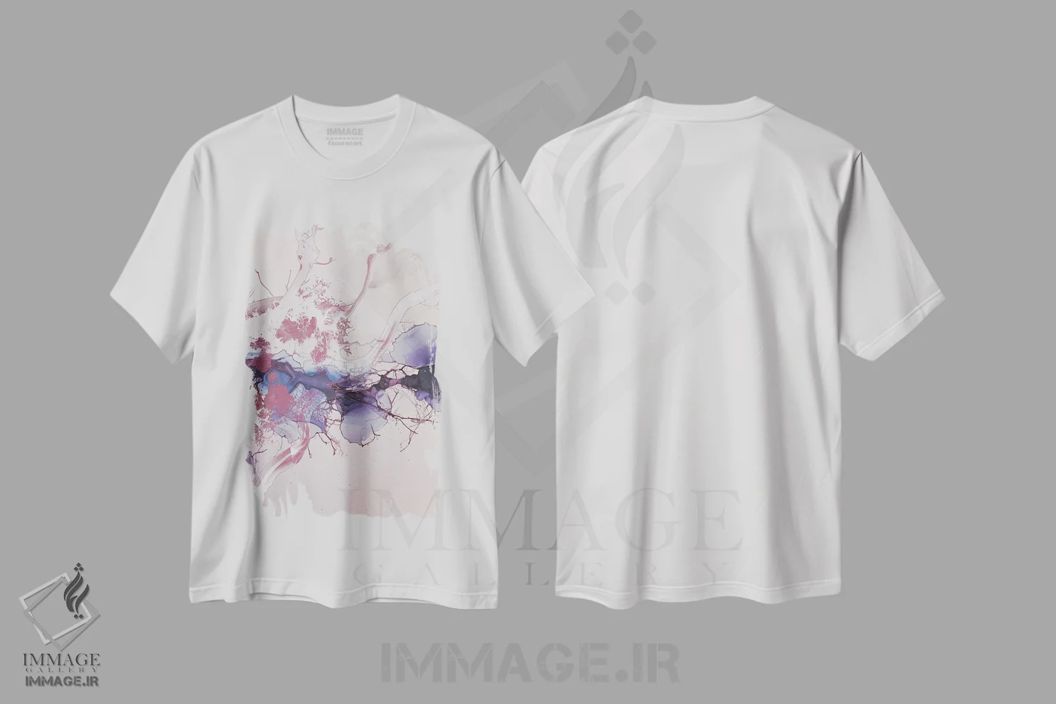 تیشرت سفید طرح دار رویاسرایی اثر ۳۳ استخوان شکسته | immage.ir