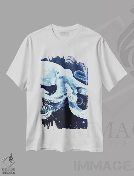 تیشرت سفید طرح دار اختاپوس نیلی، دکور ساحلی اثر ۳۳ استخوان شکسته | immage.ir