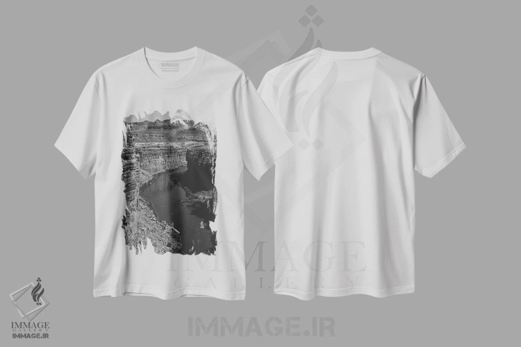 تیشرت سفید طرح دار دره گراند کانیون XV، عکاسی سیاه و سفید اثر ۳۳ استخوان شکسته | فروشگاه ایماژ