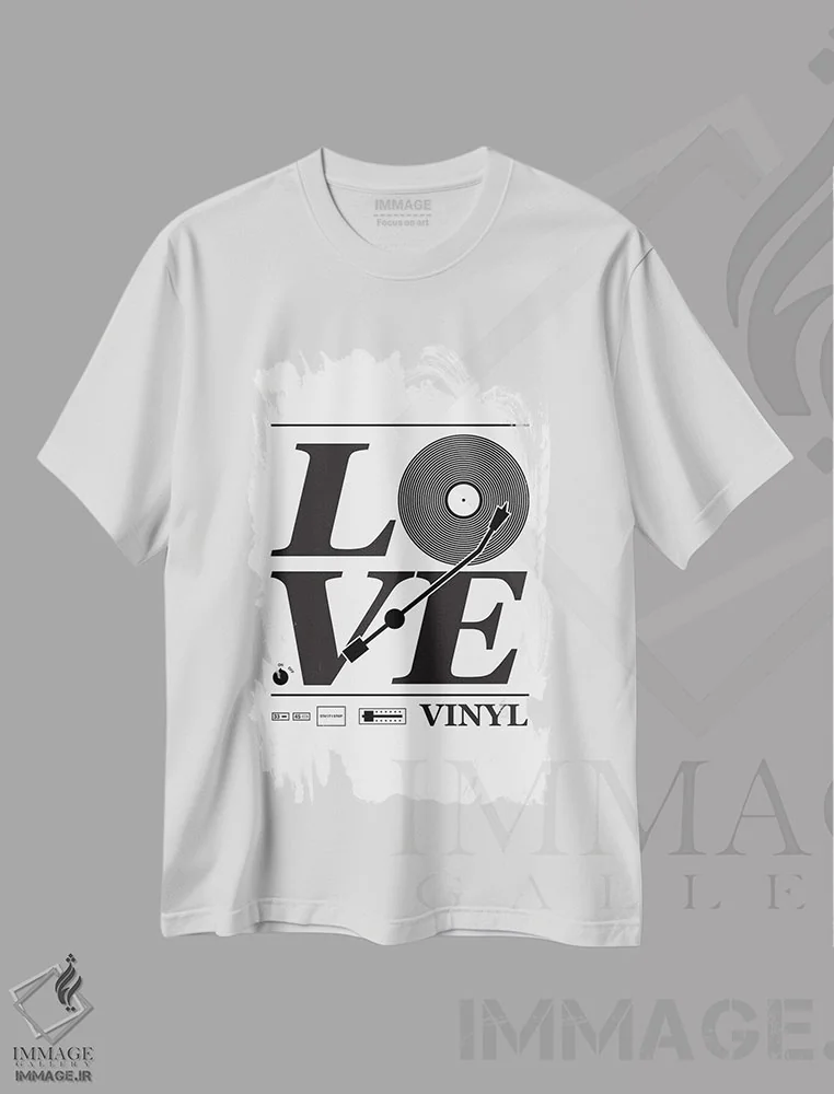 تیشرت سفید طرح دار عاشق صفحه گرامافون، هنر تزئینی سیاه و سفید اثر پرینت های بنتون پارک | immage.ir