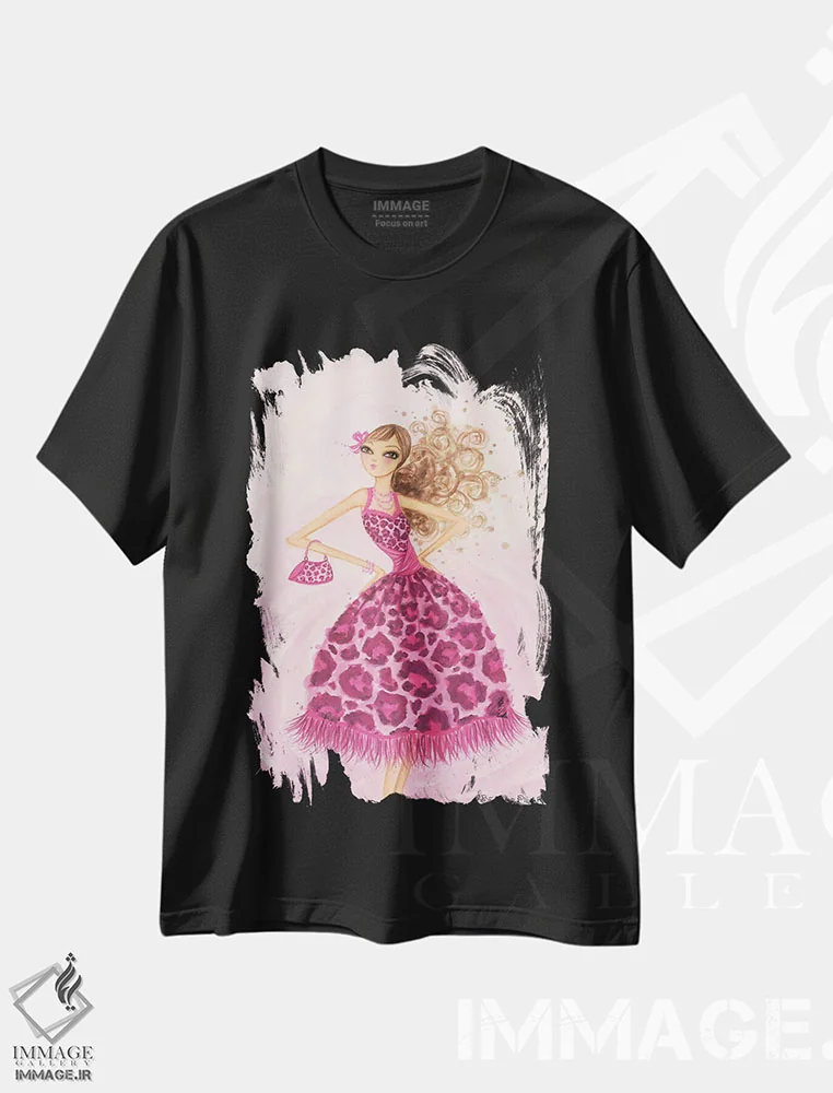 تیشرت مشکی طرح دار پیراهن پلنگ صورتی، مدیوم اثر بلا پیلار | فروشگاه ایماژ