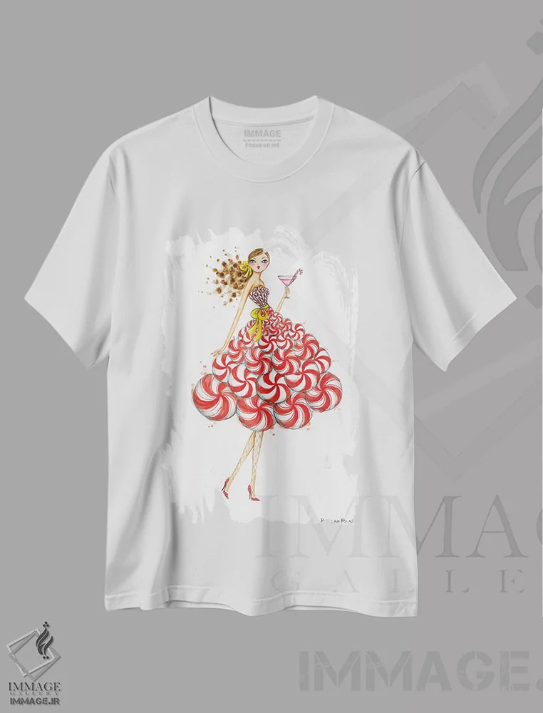 تیشرت سفید طرح دار دوشیزه مارتینی نعناع، دکور تعطیلات اثر بلا پیلار | immage.ir
